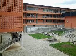 Faculté de Médecine et Sciences Pharmaceutiques douala